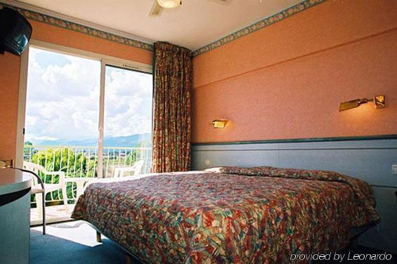 Hotel Les Jardins Lucciana  Zimmer foto