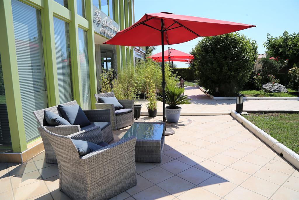 Hotel Les Jardins Lucciana  Exterior foto